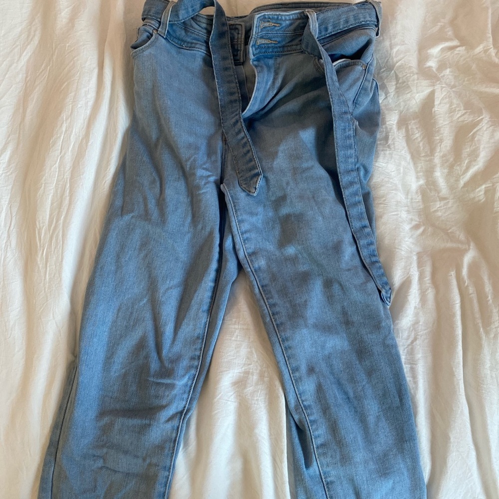 ✨pacsun jeans with tie✨